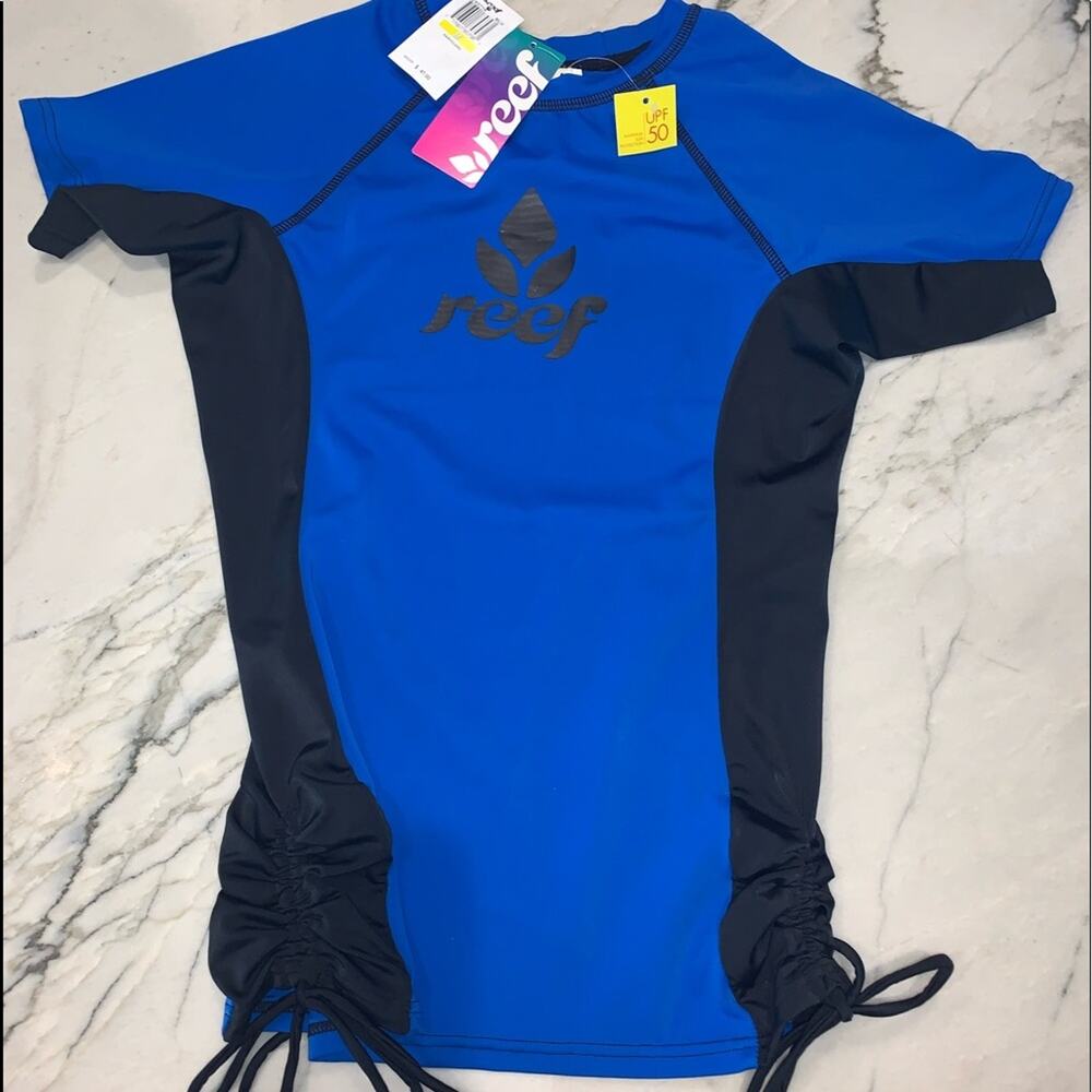 New with tags girls Royal blue reef rash guard size 7/8